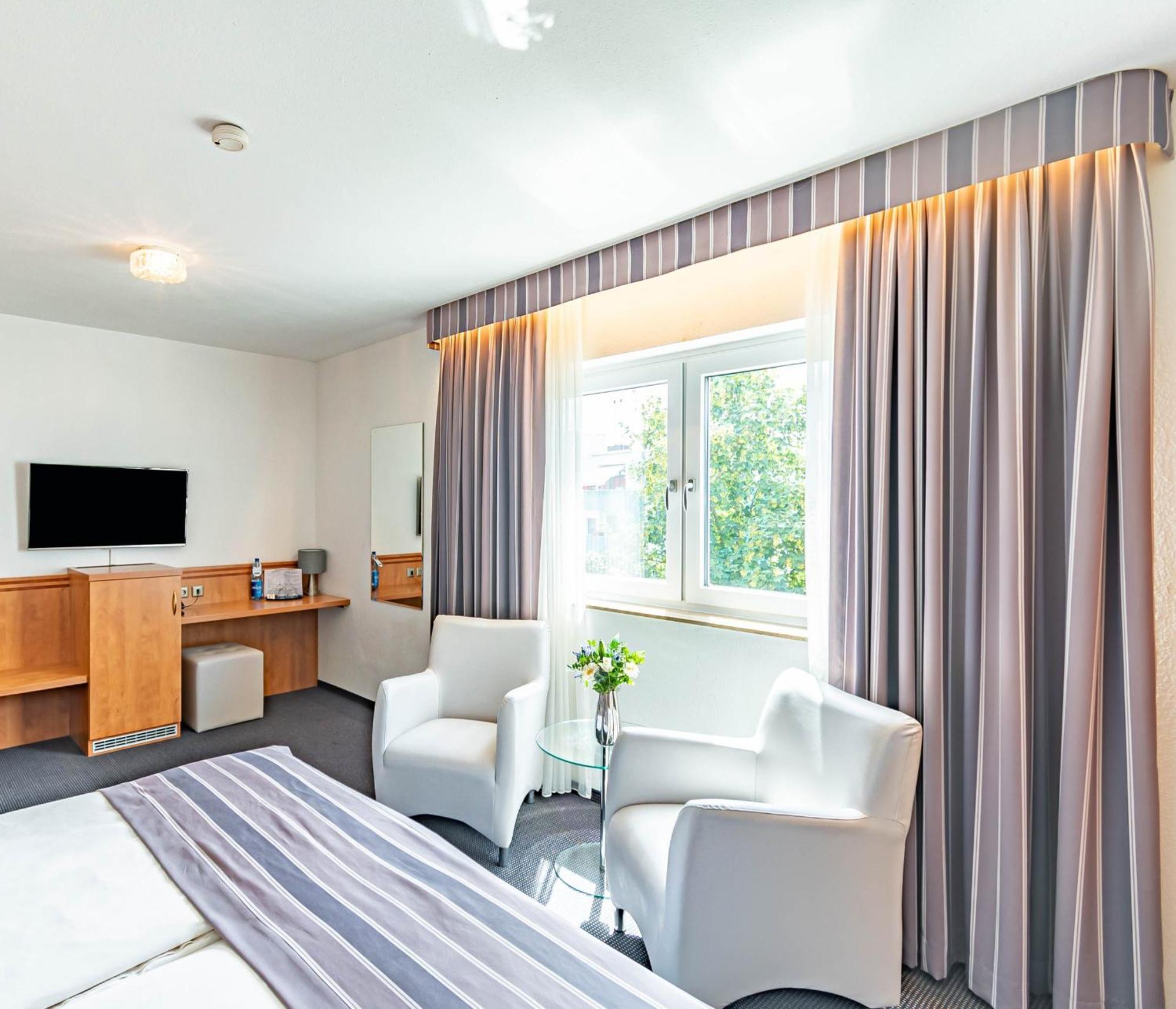 Parkhotel Sonnenberg Eltville am Rhein Ngoại thất bức ảnh